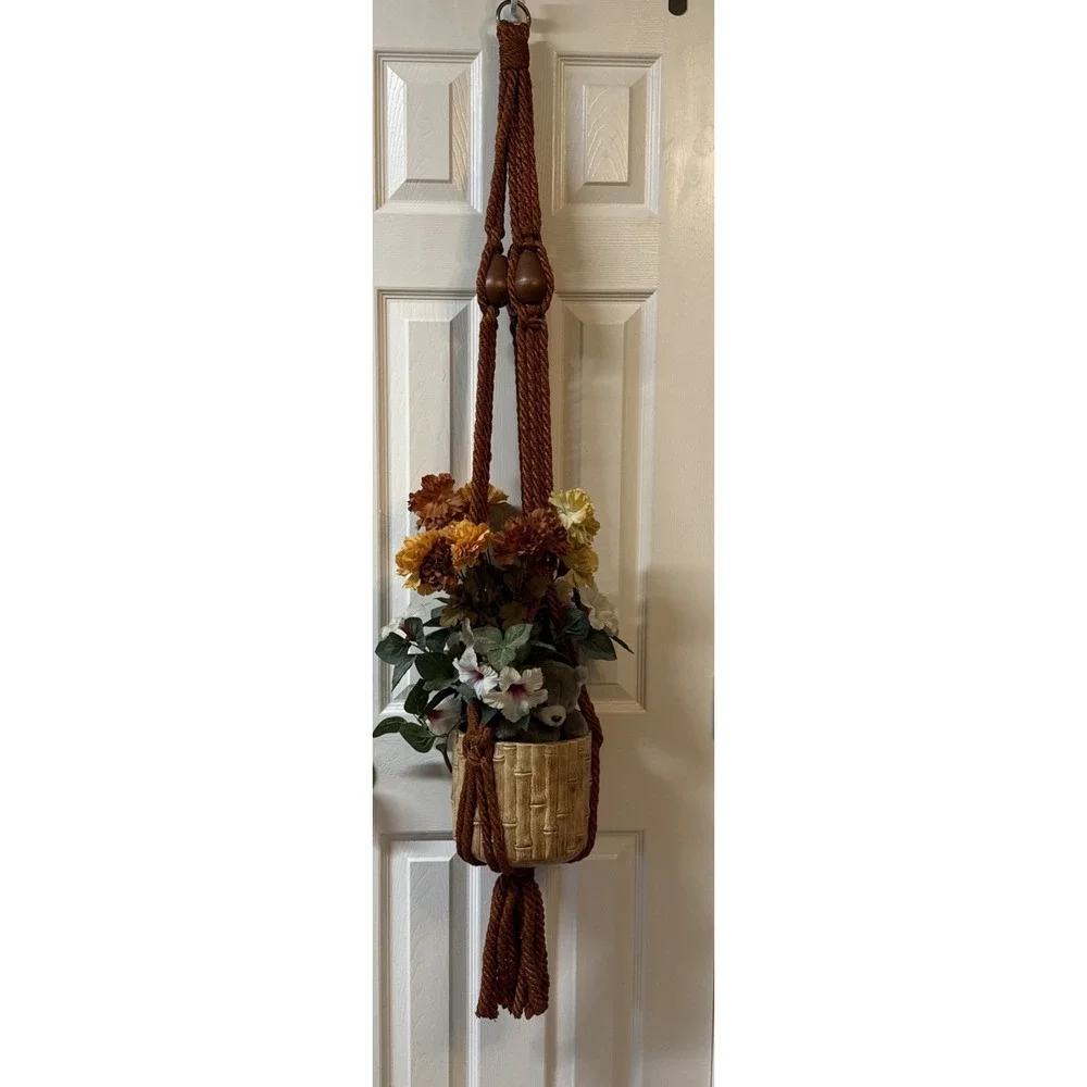 Vtg Burnt Orange Silky Yarn Hanging Plant Holder Wood Bead Duncan Ceramic Pot